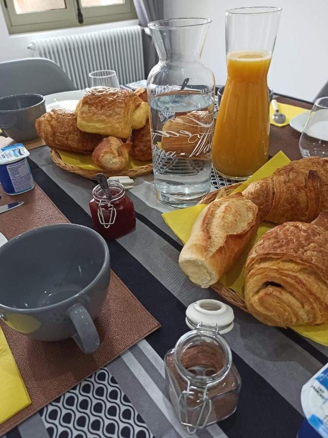 Bed and Breakfast Les Muches Bouzincourt Экстерьер фото